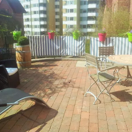 Iqsuites-3